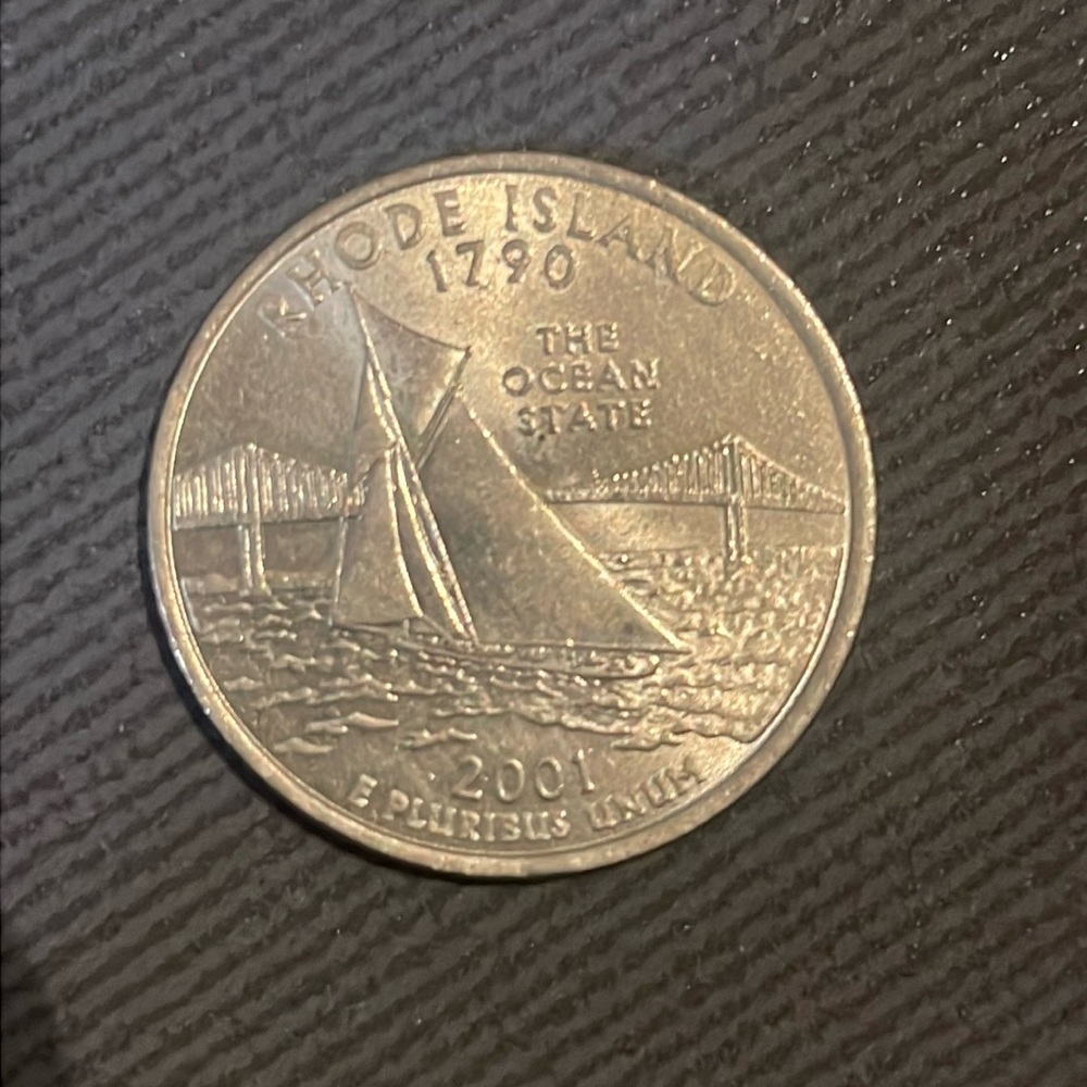 2001 Rhode island quarter coin